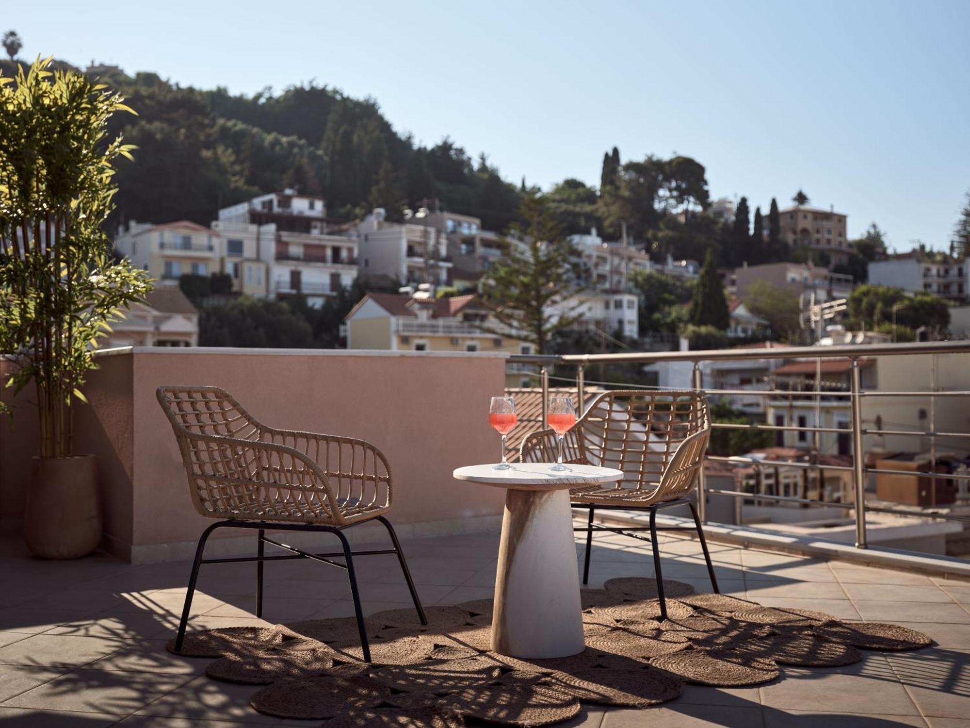 Laura Suites Zakynthos Exterior photo